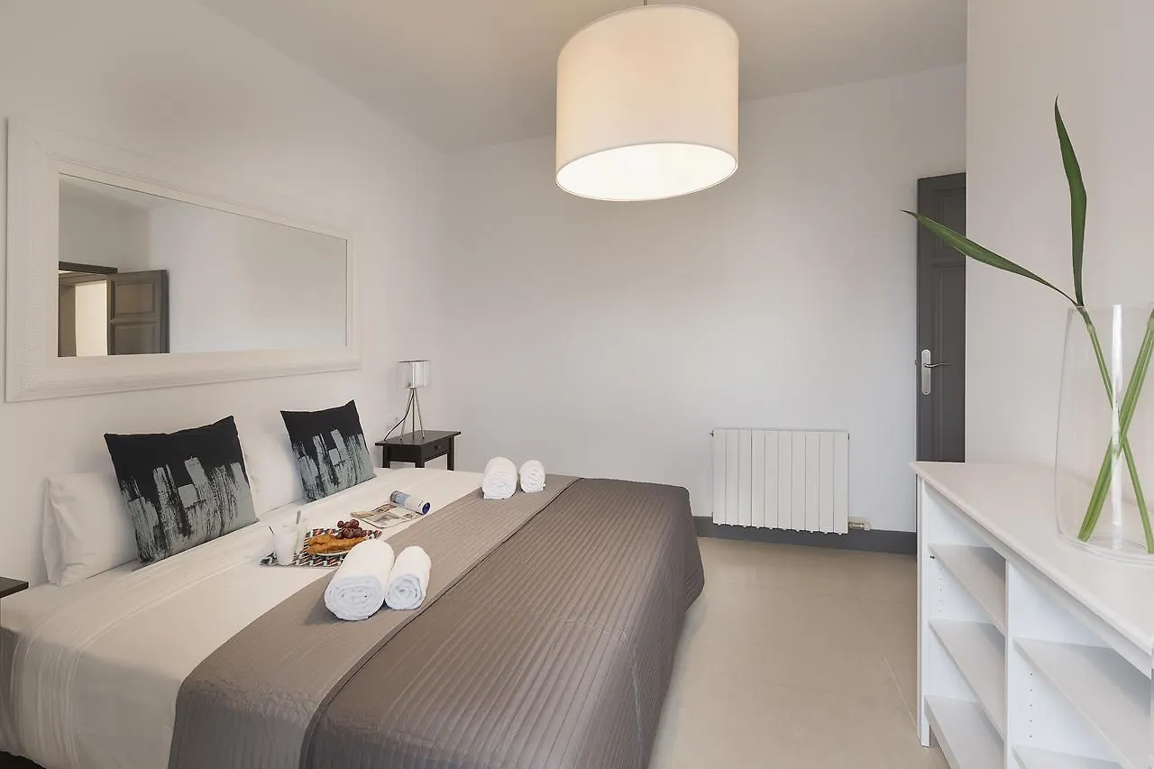 Eixample Casanova Nextdoor Apartment Barcelona Spain